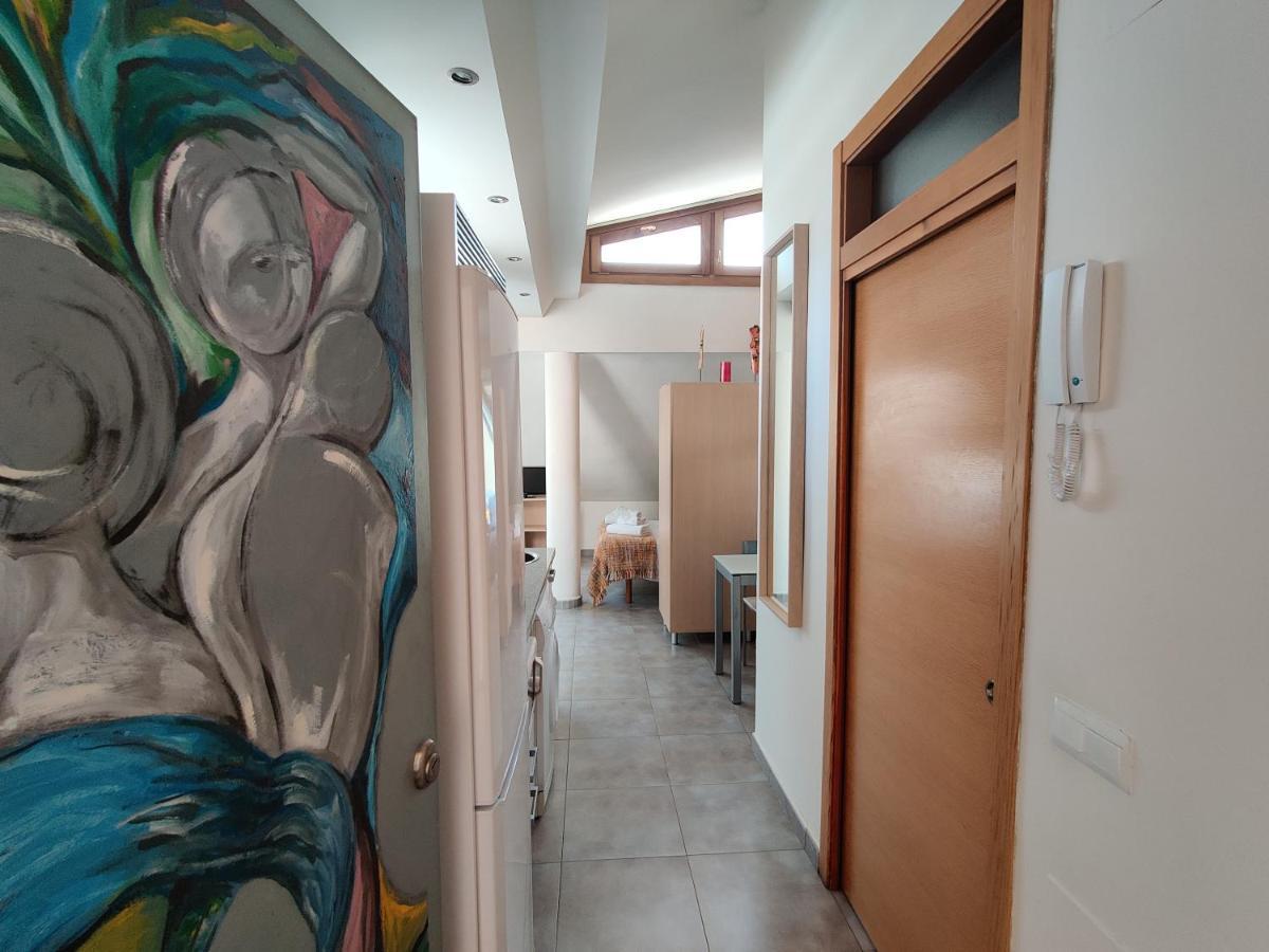 Hin17 Estudio 3 Málaga Buitenkant foto